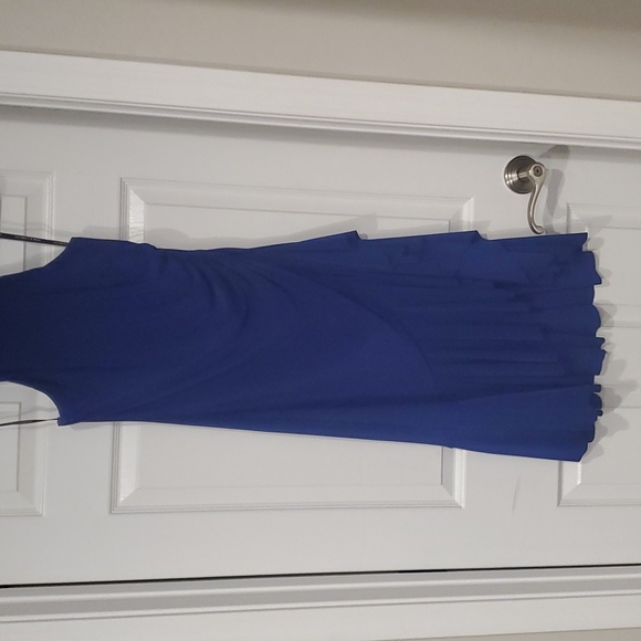 Dress - Picture 5 of 5